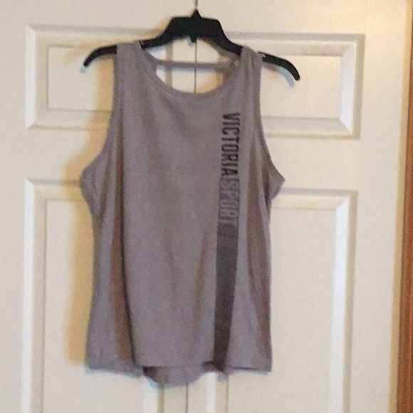 VS Sport workout tank - Picture 1 of 3